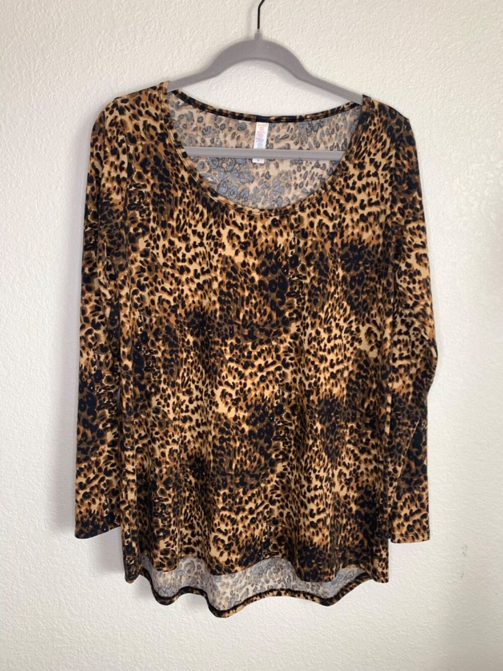 LuLaRoe Size M, Leopard Print Tee